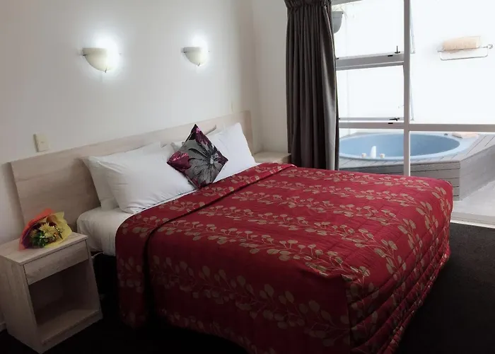 Rose Court Motel 4*